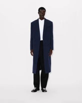 Cappotto sartoriale con revers a scialle in lana vergine