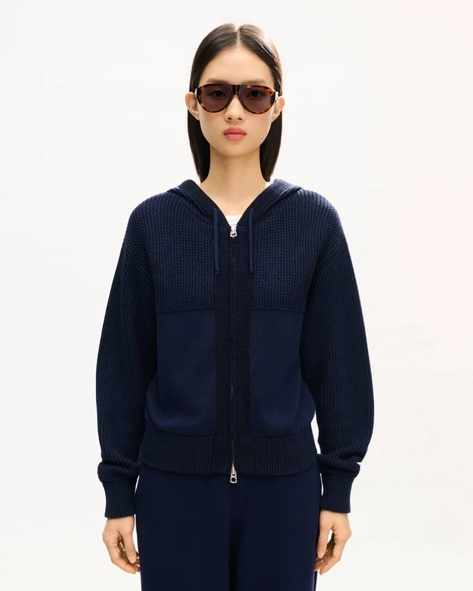 Felpa con cappuccio e zip in maglia ‘Kenzo Signature’ in misto cotone e lana Felpa con cappuccio e zip in maglia ‘Kenzo Signature’ in misto cotone e lana