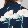 Giacca kimono “Rose’ Light” in cotone dell’archivio Kenzo Giacca kimono “Rose’ Light” in cotone dell’archivio Kenzo