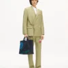 Giacca sartoriale a doppio petto stile kimono in lana vergine Giacca sartoriale a doppio petto stile kimono in lana vergine