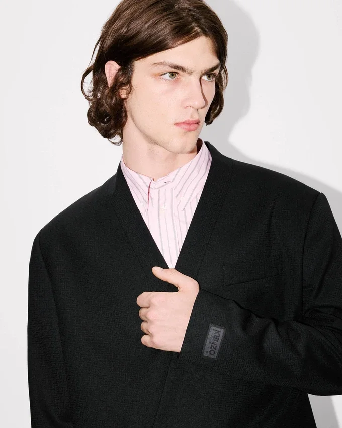 Giacca sartoriale stile kimono “Kenzo Weave” in jacquard di lana Giacca sartoriale stile kimono “Kenzo Weave” in jacquard di lana