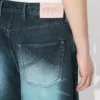 Jeans a vita alta in denim giapponese Jeans a vita alta in denim giapponese