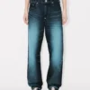 Jeans boyfriend a vita bassa in denim giapponese Jeans boyfriend a vita bassa in denim giapponese
