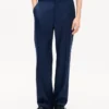 Pantaloni dritti sartoriali in lana vergine Pantaloni dritti sartoriali in lana vergine