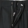 Pantaloni sartoriali a pieghe in lana vergine e seta Pantaloni sartoriali a pieghe in lana vergine e seta
