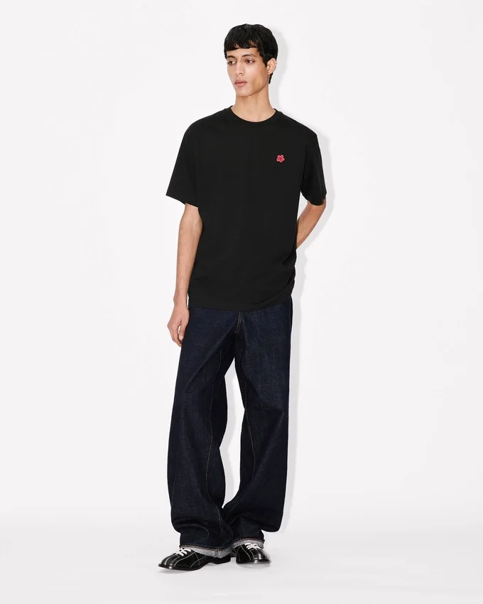 T-shirt in cotone con ricamo “Boke Flower” T-shirt in cotone con ricamo “Boke Flower”