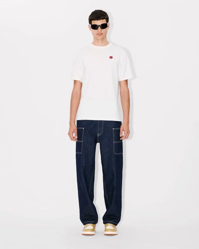 T-shirt in cotone con ricamo “Boke Flower” T-shirt in cotone con ricamo “Boke Flower”