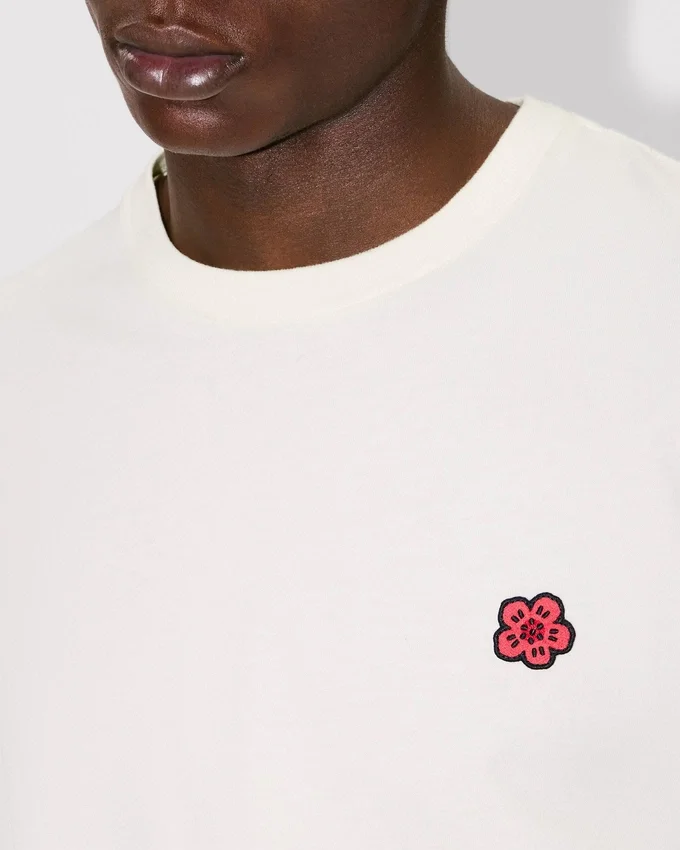 T-shirt in cotone con ricamo “Boke Flower” T-shirt in cotone con ricamo “Boke Flower”